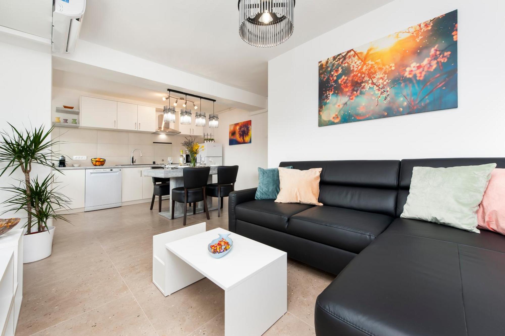 Arena Parkside Residence Пула Екстериор снимка